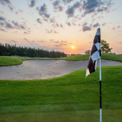 Woodlandhills A.m. 12 Compressed